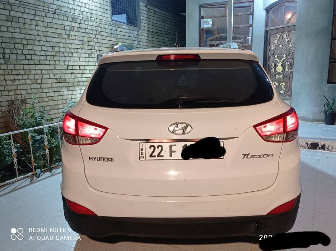 السلام عليكم للبيع توسان 2012 
مواصفات نص فول حادثه فقط بيه بارد جوه قبق البانزين
اشاير بل مرئ
شاشه
ويل كب
خمسه راكب
رقم انكليزي جديد
تحكم استيرن 
الباقي معروف
سعره 135
للستفسار ***********
