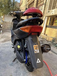 دراجه يابانيه • اوراق موجوده • مكينه ما مفتوحه