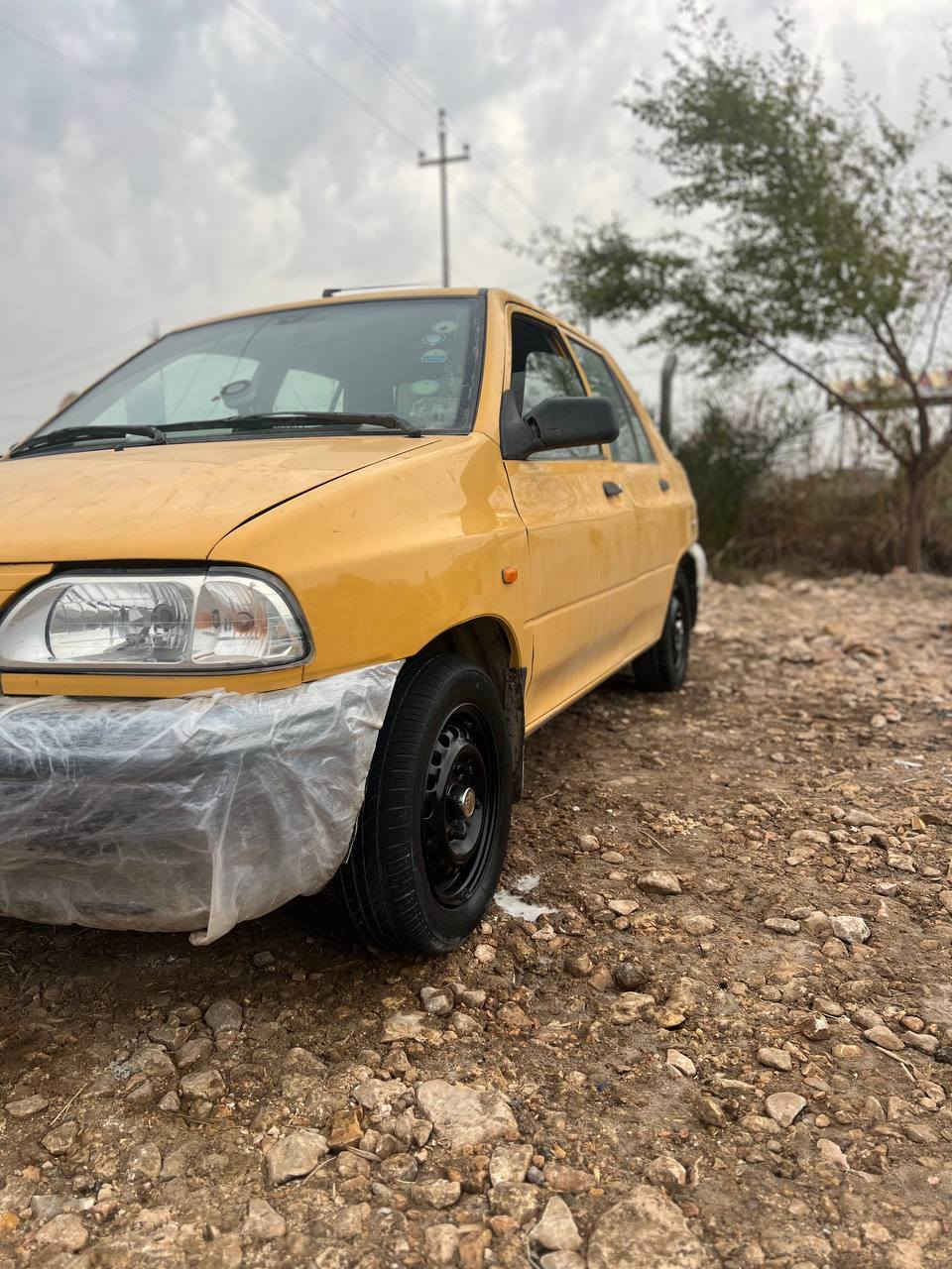 سلام عليكم سايبه موديل 2015 سياره بيه طخه بسيطه كد شبر جاملغ خلفي يم البك لايت حداديه تخم تاير مكينه كير شواصي تبريد ثلاجه هيئه وغرامات مصفره مكان ديوانيه سعر 40 وبيه مجال ***********
