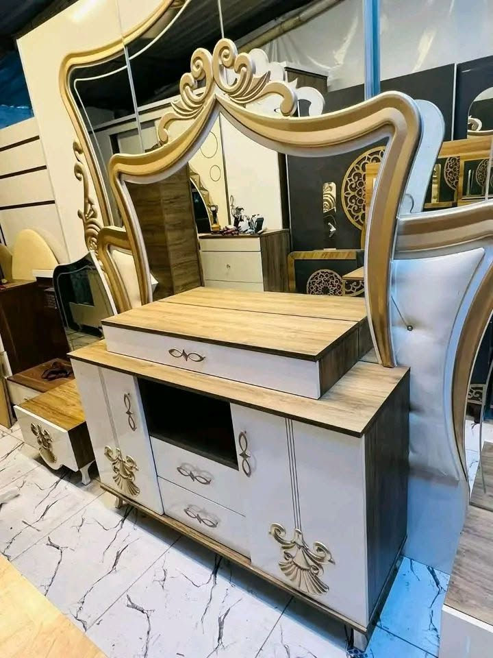 8قطع خشب ثقيل الأصلي شازلون مخزن675نقل وشد مجانابغداد محافضات بكروه لحجز دز سكرين ورقم عنوان خاص


**إذا كنت صاحب هذا الإعلان وتريد حذفه لأي سبب، رجاءا أرسل رسالة إلى الدعم الفني**