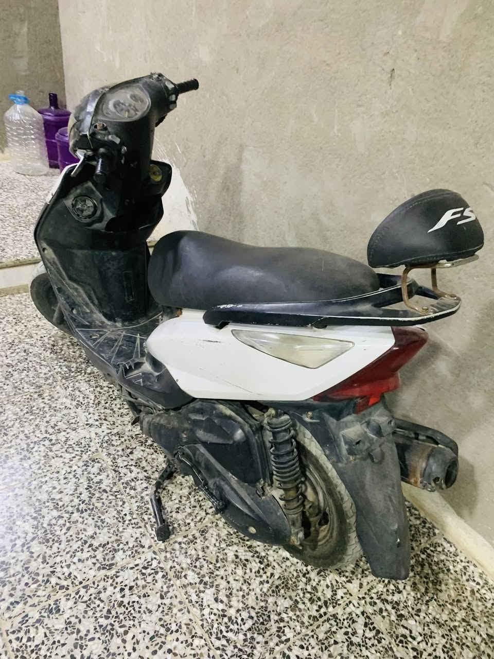 ماكس ثعلب بيها بداية خيط تبخير شغالة بدون اوراق سعرها 350 مكاني حي النصر *********** فقط واتساب
