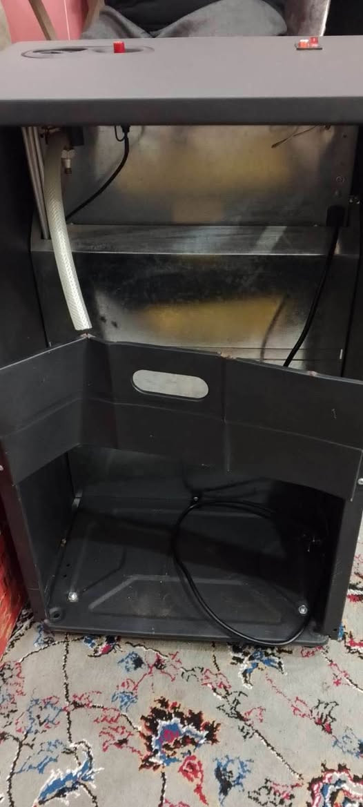 سەرەتا سڵاو ئەم سۆبای خازە بۆ فڕۆشتن خاوێنە هەموو شتێکی مەزبوتە نرخی ٦٥ هەزار لە هەولێرم گەیاندن نییە أربيل, العراق


**إذا كنت صاحب هذا الإعلان وتريد حذفه لأي سبب، رجاءا أرسل رسالة إلى الدعم الفني**