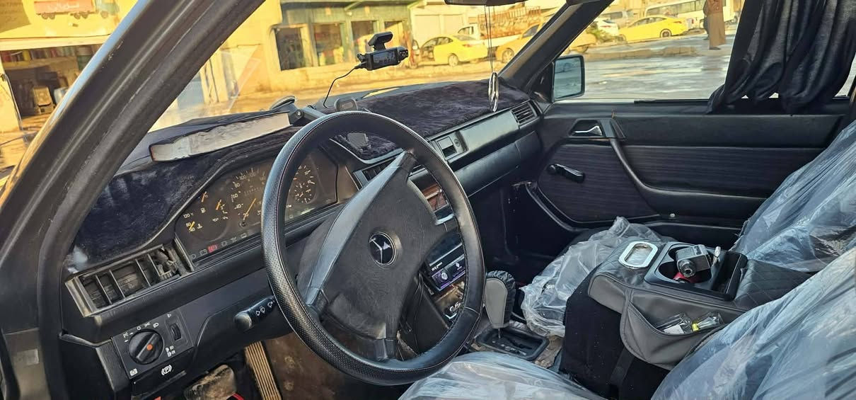 مارسدس موديل 93 سياره باسمي شرط وكالة وتحويل كابون بانزين 
مكينه وكير بطه مكينه وكير جديد سيارة مصبوغه حزام بدون ضرر جمالية سيارة جاهزة جديده 
السعر 58
***********
