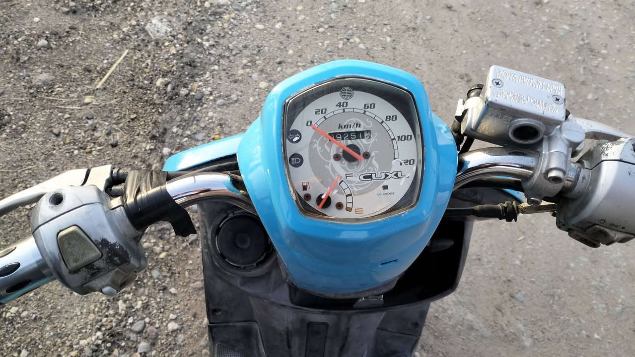 سلام عليكم دراجة بوليسي مكينة بلاد كاملة الدراجة مكان الدراجة ناصرية رقم صاحب الدراجة ***********
