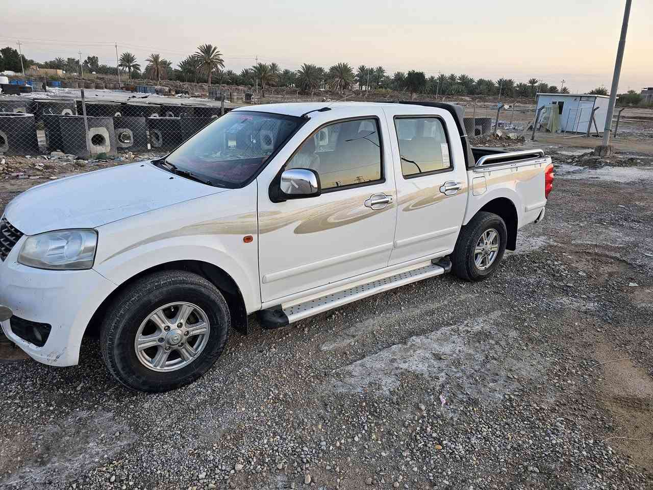 السلام عليكم قريت ويل موديل 14 مقفوله رقم السياره بابل سنويه مجدده لل 28 مكان السياره ديوانيه الاستفسار على الرقم *********** السعر 76 وبيها مجال
