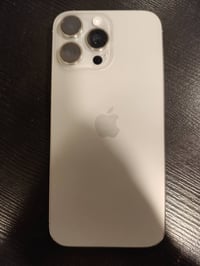 آيفون ١٦ برو ماكس • ٢٥٦ • بطارية ٩٨