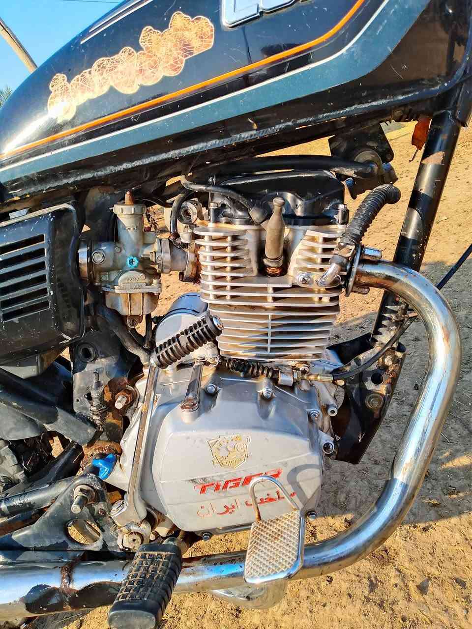 السلام عليكم
للبيع سيفان موديل 2020 
محرك مجفت جديد
والباقي شوف العين 
السعر 225😍

للاستفسار  ***********
