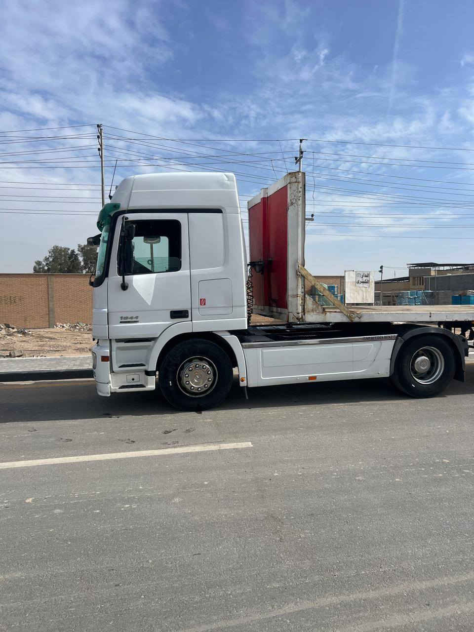 ياالله السلام عليكم
كتروس 2006 قمارة شاصي حدادية

خير من الله عربنة حديد تايرات خير من الله السيارة جاهزة على حباية ونص 

*********** هاذ رقم صحبة
