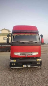 رينو 2004 • تانكر • كلار