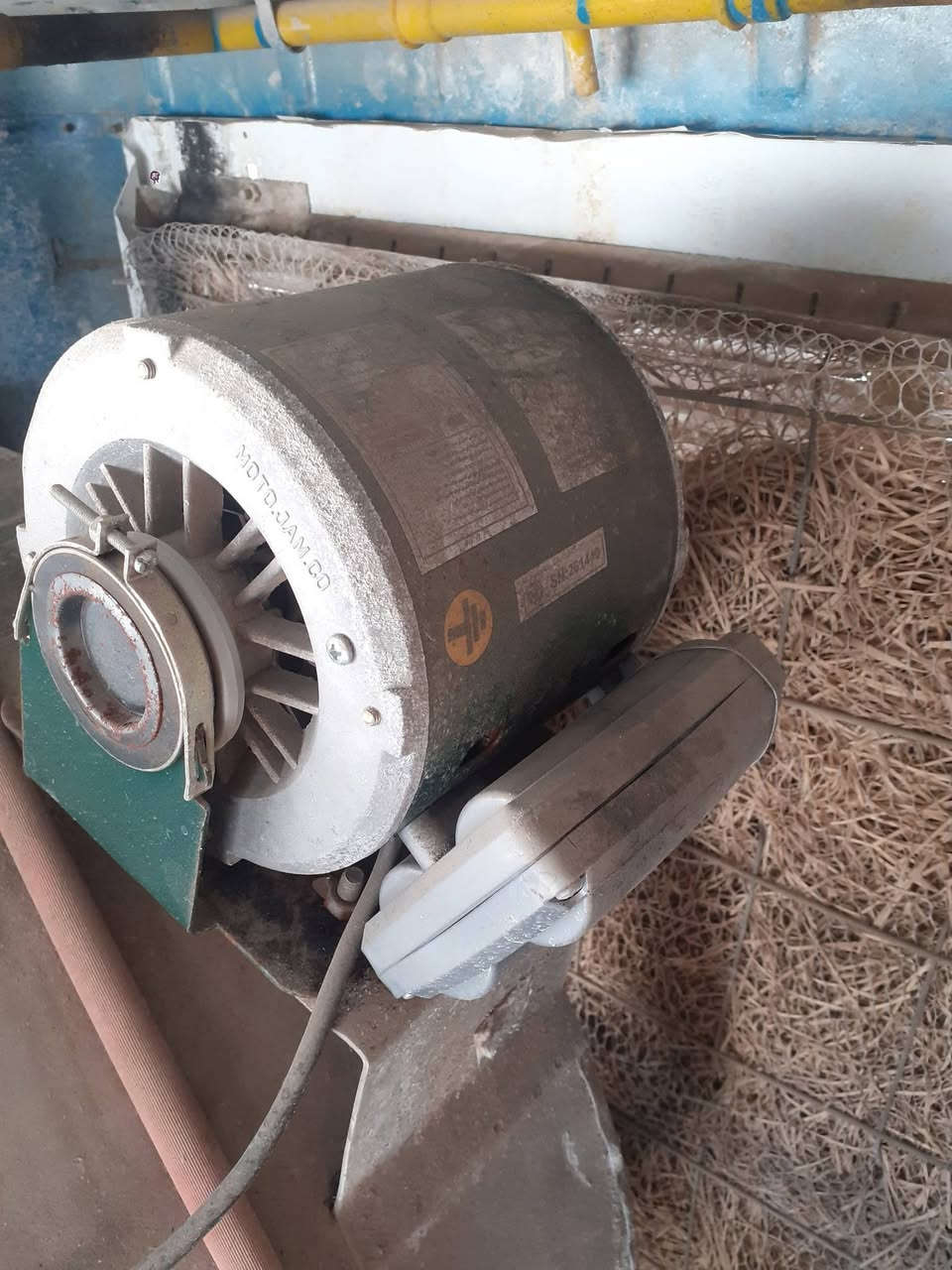 مبرده للبيع حجم 4ونص سوبر أكتريك كركوك ***********
