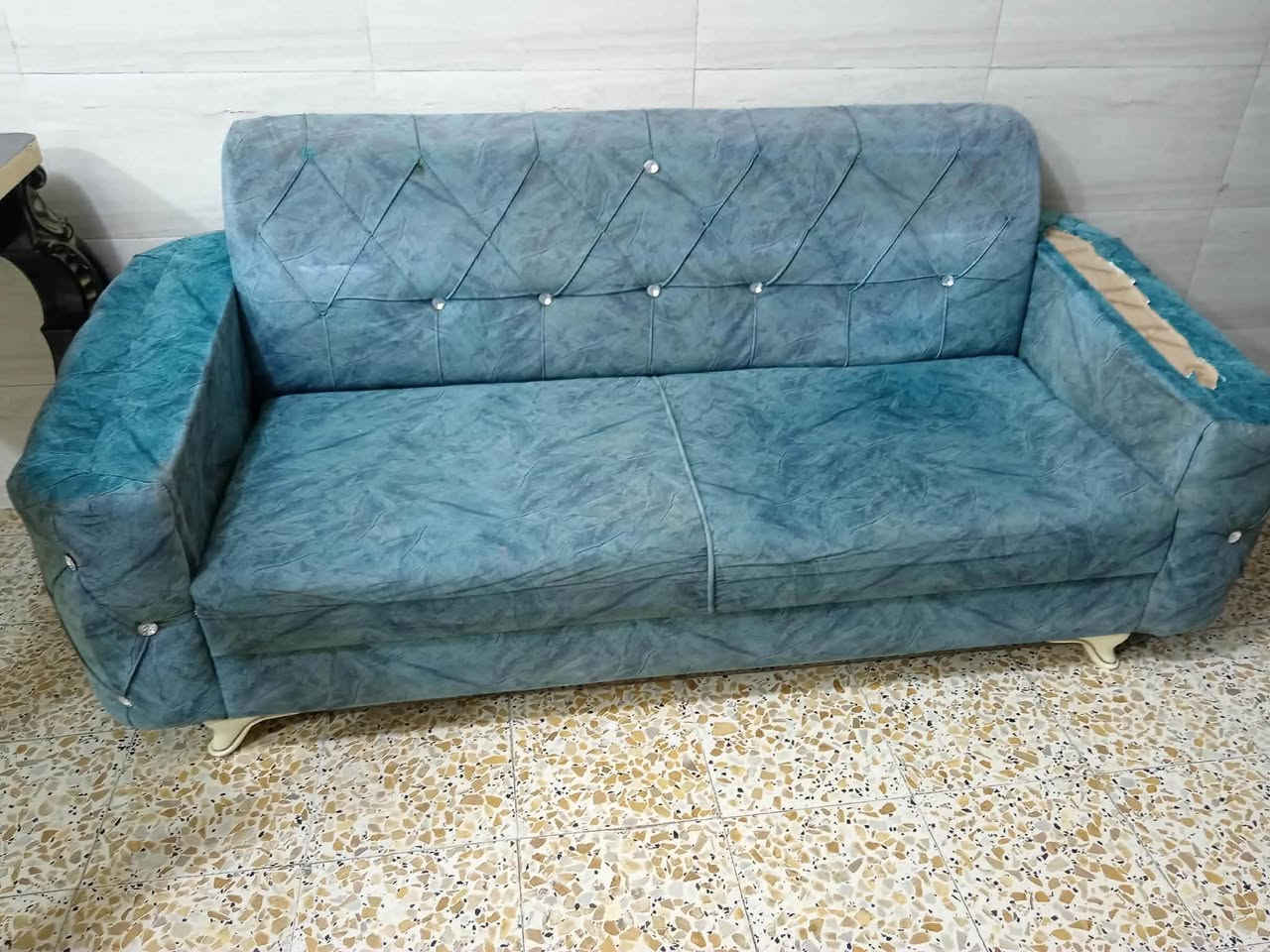 مبرده الزركه 175 والجبيره ب 250 والتخم الديوان 150 والبارد 100 للاتصال *********** بي مجال مكان نجف
