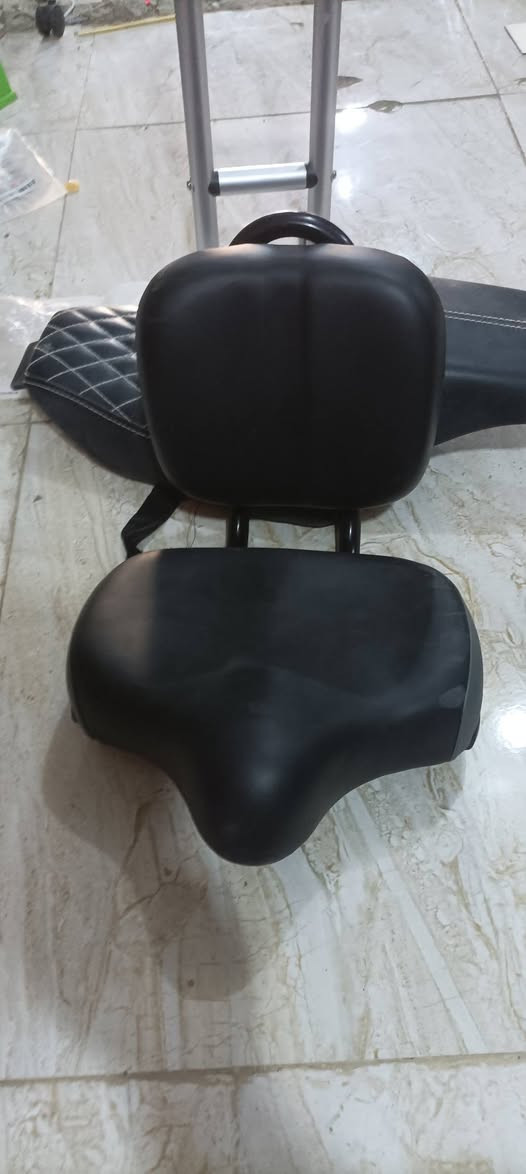 مقاعد دراجه بهاذ الشكل الي يفيده يكتب سعره اويدلل


**إذا كنت صاحب هذا الإعلان وتريد حذفه لأي سبب، رجاءا أرسل رسالة إلى الدعم الفني**