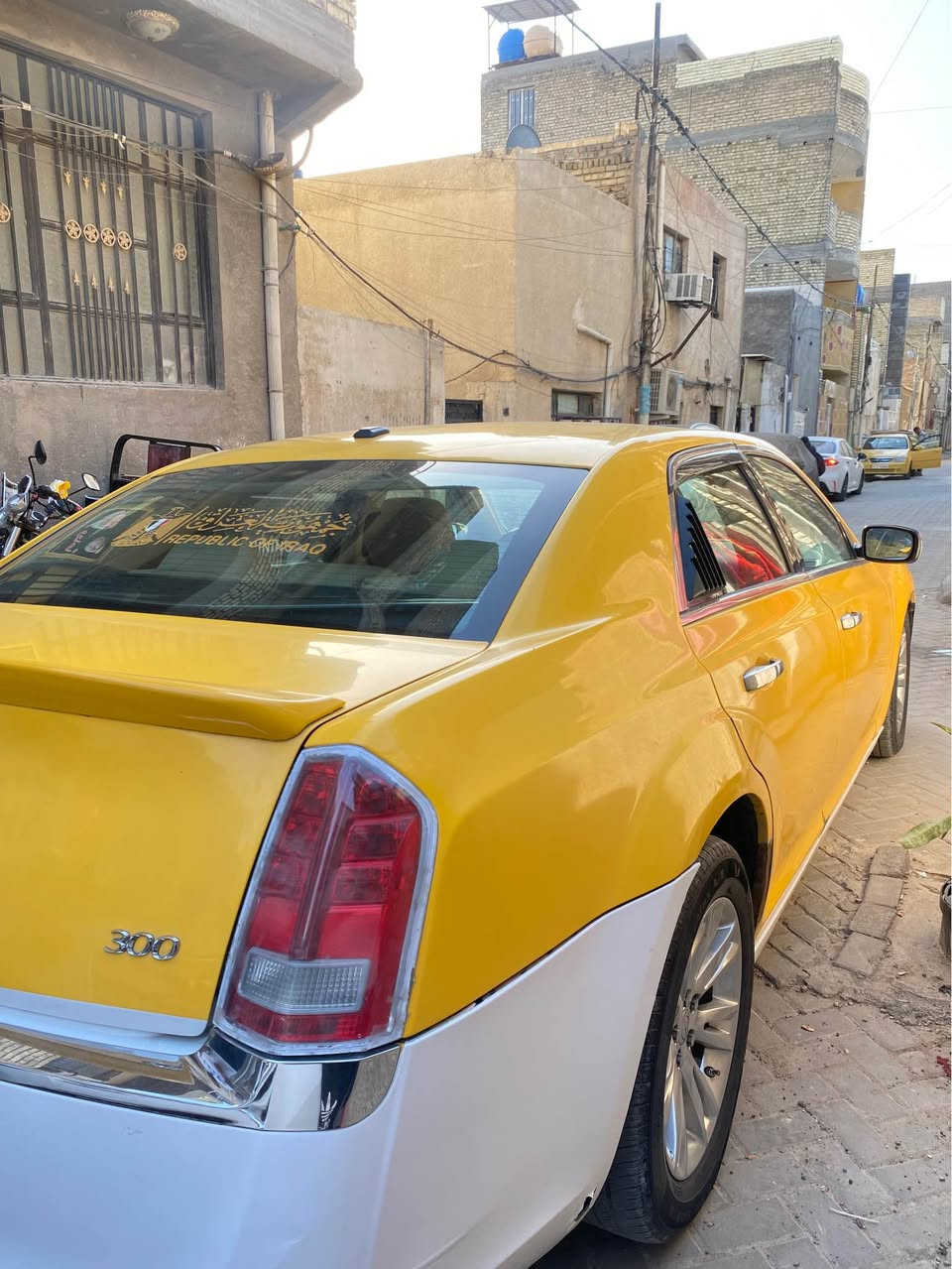 اوباما كلايسر c 300 رقم بغداد موديل 2012 سيارة داخلة كلين بالعراق صار بيها جاملغ بدون ايرباك  تحويل ثاني يوم  ***********—*********** بغداد, العراق
