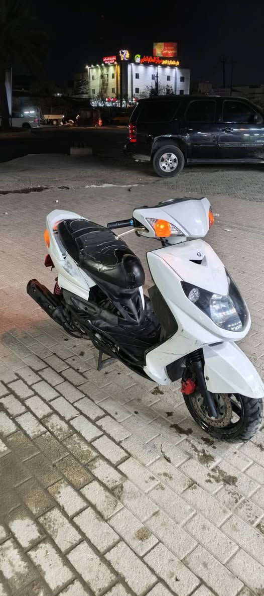 سلام عليكم دراجه سكنس فحل 58ونص دراجه خير من الله مكينه رياضي وكلج رياضي نكره سلف بكل وقت تجي اشوف وتقتنع وبيك خير وتدلل مكان بغداد مدينه الصدر الحبيبيه السعر خاص لرقم ***********
