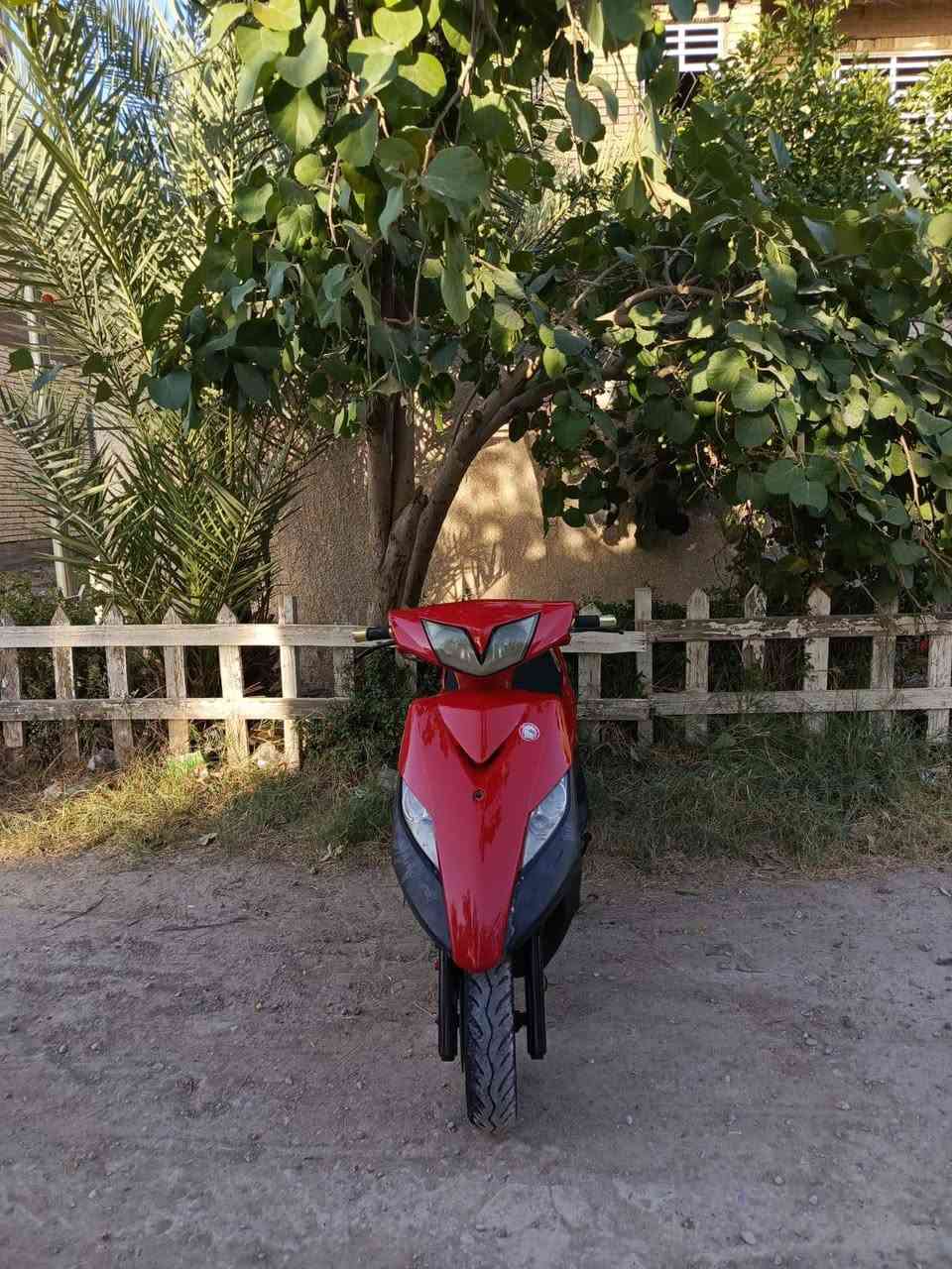 ماكس ثعلب 140 نكرة سلف وهندر محرك مكفول لا نضوح ولا تبخير ناعم ما مفتوح كهربائيات كلها كاملة كفراتها نضيفات السوادات ختم واحد وية المحرك قفل جنطة استيرن  دراجة كاملة ما بيها نقص مثل مموضح بل صور سعرها 500 مكاني الشعلة ***********
