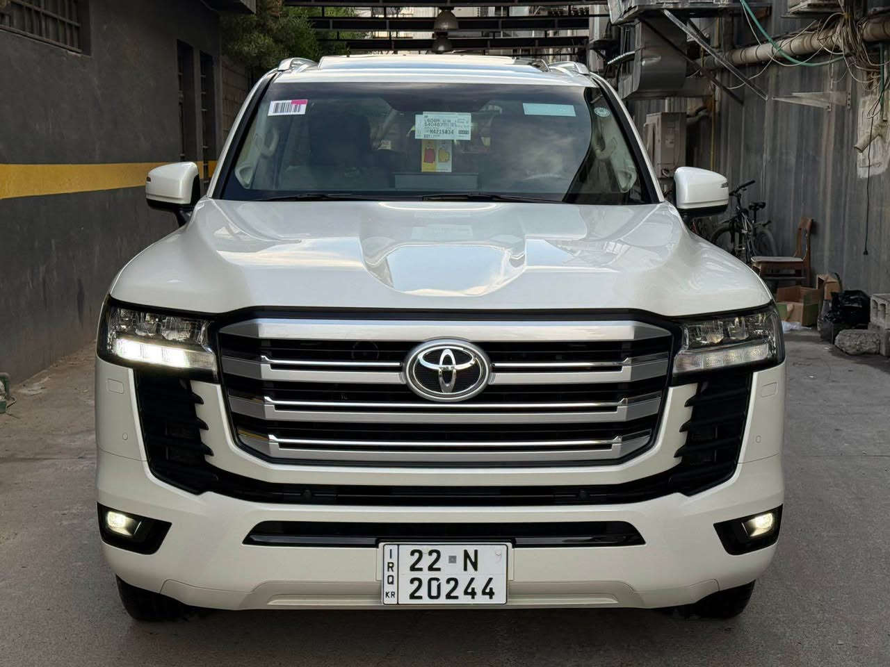 السلام عليكم 

لاندكروز GXR  بلص تطبيق جكساره  🇯🇵🇯🇵 

موديل ٢٠٢٢ تون توربو 🚀 

ماشيه ٥٨ الف كيلو 

شركه ساز صفر اربيل 

🛑 كاميرا 
🛑 سلايت 
🛑 شغال 
🛑 كاميرا
🛑حساس ٣٦٠ درجه 
🛑 زراك لايت 
🛑 شاشه كبيره 
🛑 كشنات جلد 
🛑 شاشات خلفيه بلاد 
🛑 ٢ كشن كهرباء 
🛑 صندوق كهرباء 
🛑 ثلاجه 
🛑 سستم صوت جي بي ال 
🛑 وباقي مواصفات المعروفه 

رقم اربيل الجديد بشرط التحويل 

السعر  ٦٣٨ ورقه 💵💵

السياره مكفوله من الصبغ فقط تعديل بارد بسيط بل بونيد 

*********** ☎️

مكانها اربيل أربيل, العراق
