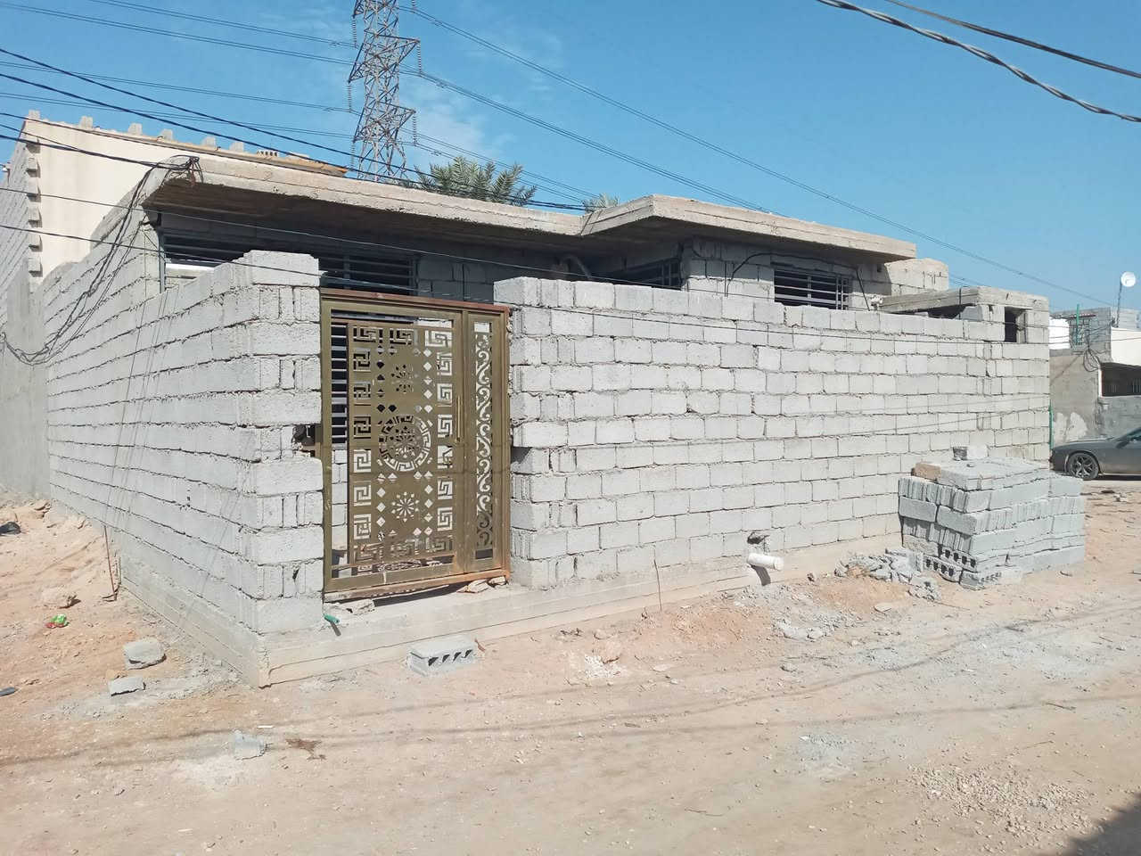 عندي بيت١٠٠متر هيكل كونكريت مسلح طابو زراعي سند ٢٥اقرار محكمه سعره ١٨مليون بلاش والله كونن محتاج المكان طريق كربلاء طويريج مقابيل محطه بانزين الانوار لتواصل وات ساب ***********
