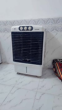مبردة كونفيرة • حجم كبير • نضيفه