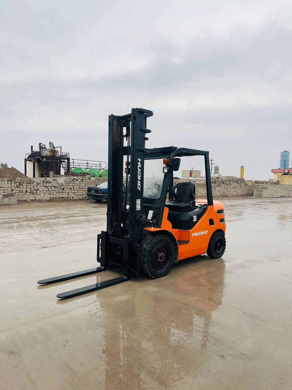 للبيع رافعه شوكيه موديل 2019 جب عاليه ثلاث طن ثلاث حركات يمين +يسار "زجاج أمامي"كير"محرك"كهربائية" بشرط " سعر 80$ للإستفسار " ***********" مكان بابل حله
