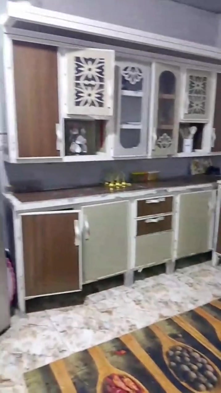 كاونتر للبيع ٣٥٠وبيه مجال قليل مكان حيانيه نظيف


**إذا كنت صاحب هذا الإعلان وتريد حذفه لأي سبب، رجاءا أرسل رسالة إلى الدعم الفني**