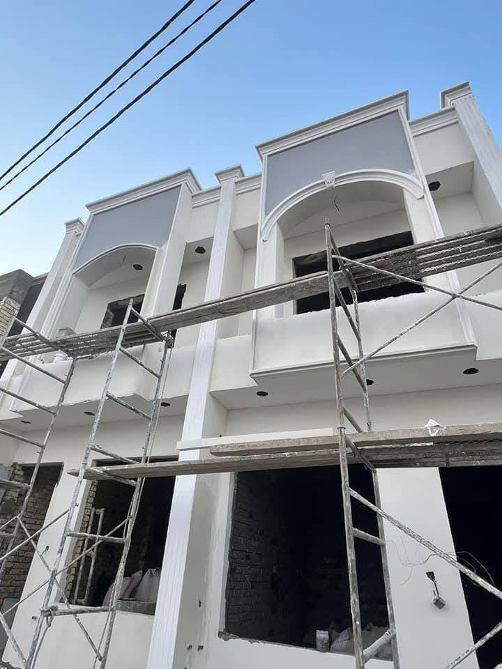 سلام عليكم يتوفر لدينا مشتمل 50 متر للبيع
في منطقة الدوانم نهايت الشرطة الخامسة مقابل سويب قرب جامع ملك القدوس 
 السعر جداً مناسب 55 وبي مجال
العنوان بغداد الكرخ منطقه الدوانم
طابو زراعي سند 25 طابقين 2 نوم
طبعن البيت ركن الستفسار *********** فهد تواصل واتساب أو مراسلة الصفحة
