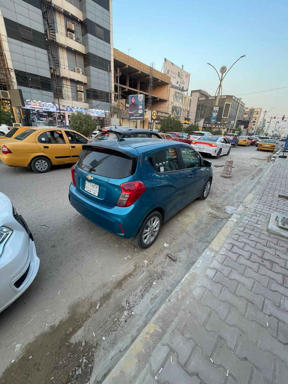 السلام عليكم ورحمة الله وبركاته 
سياره شوفرلية سبارك 
موديل 2019
رقم نجف 
باسمنا تحويل ثاني يوم 
مواصفات فول 
1- فئة Lt  
2- دواخل جلد 
3-شاشه كبيره تدعم الكاربلي 
4-رادارات إماميه وخلفيه وجوانب 
5-وحساسات 
6-تبريد وتدفئة كشن 
7-تبريد فول 
8-مكينه كفاله عامه 
9-مانع انزلاق 
10-مخرج تايب سي ويو إس بي 
11- مكينه 4سلندر 1400 اقتصادية 
12-كأمره خلفيه دوارة مع الستيرن 
13-مثبت سرعه 
السعر 90 وبيها مجال للشراي 
للتواصل 
***********
***********
تحياتي لكم ❤️
