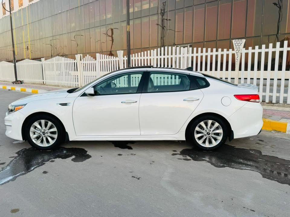 سلام عليكم اوبتيما 2016 وارد امريكي
داخله تقرير مكفوله كفاله عامه حته من البارد والطخه كفاله عامه 
رقم بصره حره تحويل ثاني يوم 
فول مواصفات EX
بني رامه فتحتين 
بصمه تشغيل / بصمه ابواب 
كشنات جلد / كشنات تدفئه 
تدفئه ب ستيرن / تبريد قطعتين
شفط مري / اشاير بل مري 
رادرات جانبيه / حساسات 
دواخل رصاصي / محرك 2400 مامفتوح 
المسافه المقطوعه 84 
كشنات خزن ميموري / كشنات كرهبائيه 
شاشه جبيره / كامره دوراه 
حاجب ع اليت / اليت زنون 
ويل كب 5 
سياره فول الاخير 
السعر 145 وبيه مجال
المكان الناصريه 
الاستفسار 
***********
