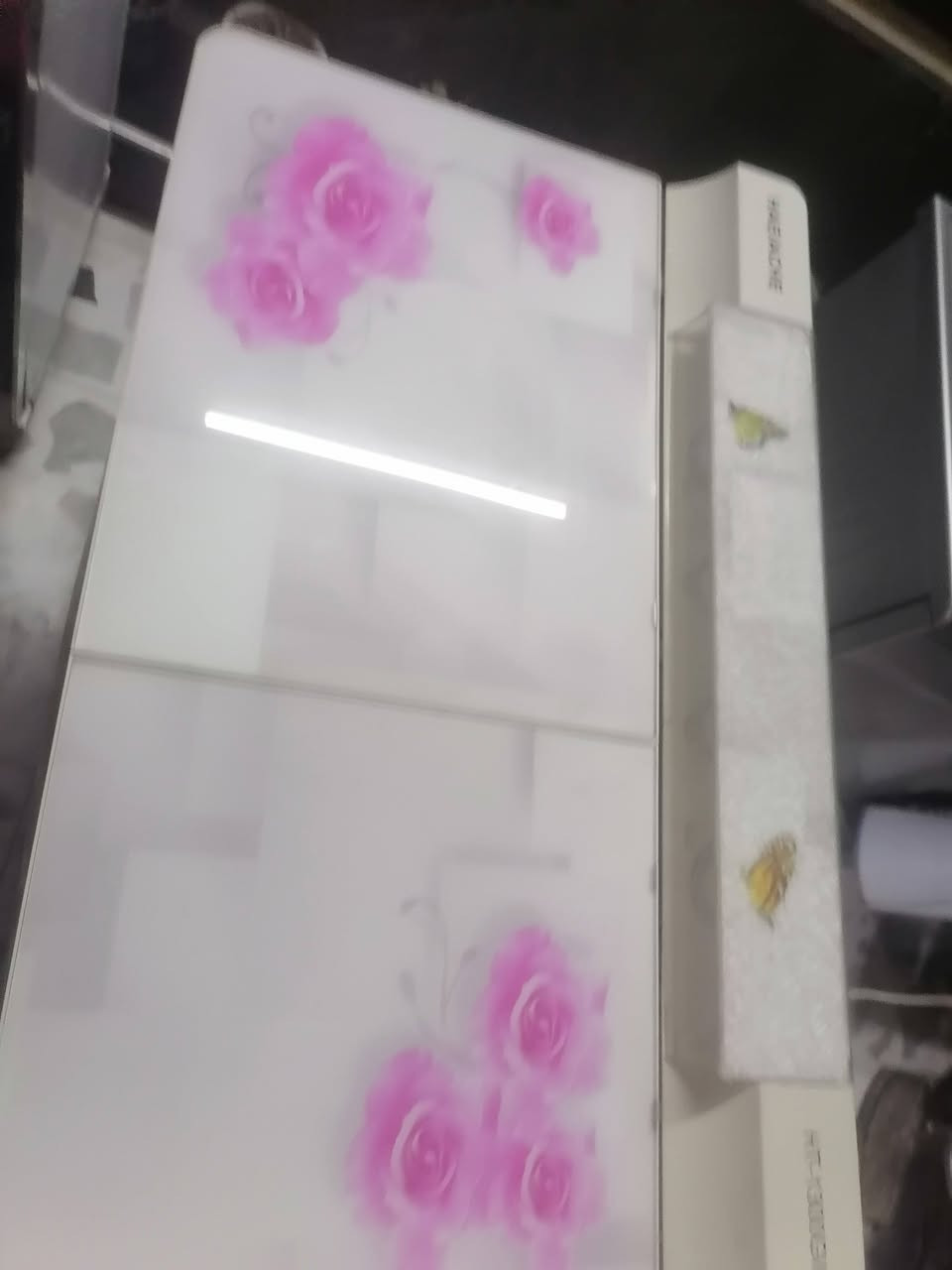 السلام وعليكم  للبيع ***********
