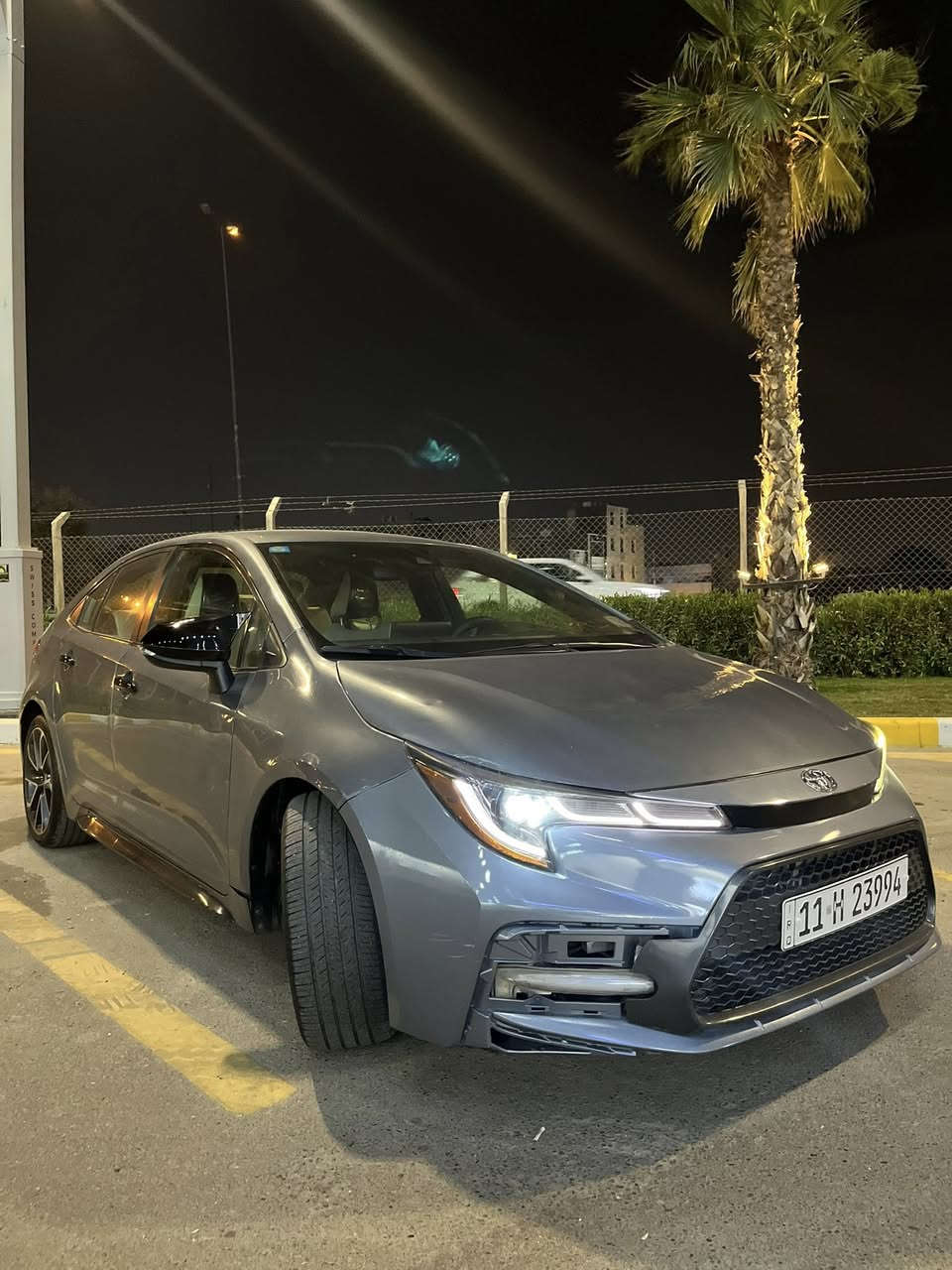 Toyota corolla 2020
SE تويوتا كورلا2020

محرك 2000 لون سمائي 
•الضرر: بدون حادث فقط سرقه جاملغات اماميه مبدل بلادي نفس الون بدون قطره صبغ 
•الرقم : مرقم بغداد جديد انكليزي 
•المواصفات :
 السيارة:تويوتا كورلا لون ابيض كير 10 نمر
 المحرك: 2.0L اربعة سلندر
 العداد:36الاف ميل حقيقي
 حجم الويل: ويل كب حجم 18 مع طقم تايرات بحالة ممتازة
 لايتات زينون عالي وناصي مع حاجب LED مع كشافات دعامية
 كامرة خلفية دوارة اصل
 كشنات السيارة مخمل وداخل لونين 
 شاشة الدشبول كبيرة للتحكم بايعازات السيارة
 گير شفتر بالستيرن للتحكم بالگير العادي
 سايد بريك دكمة
 سستم صوت
 تحكم ستيرن جهتين بلوتوث وحاكية وكروس سرعة وتحكم صوت 
 نظام ABS مانع انزلاق
 السيارة جديدة وبوضع الشركة 
السعر المطلوب: 136$وبيه مجال 
للاستفسار:***********
