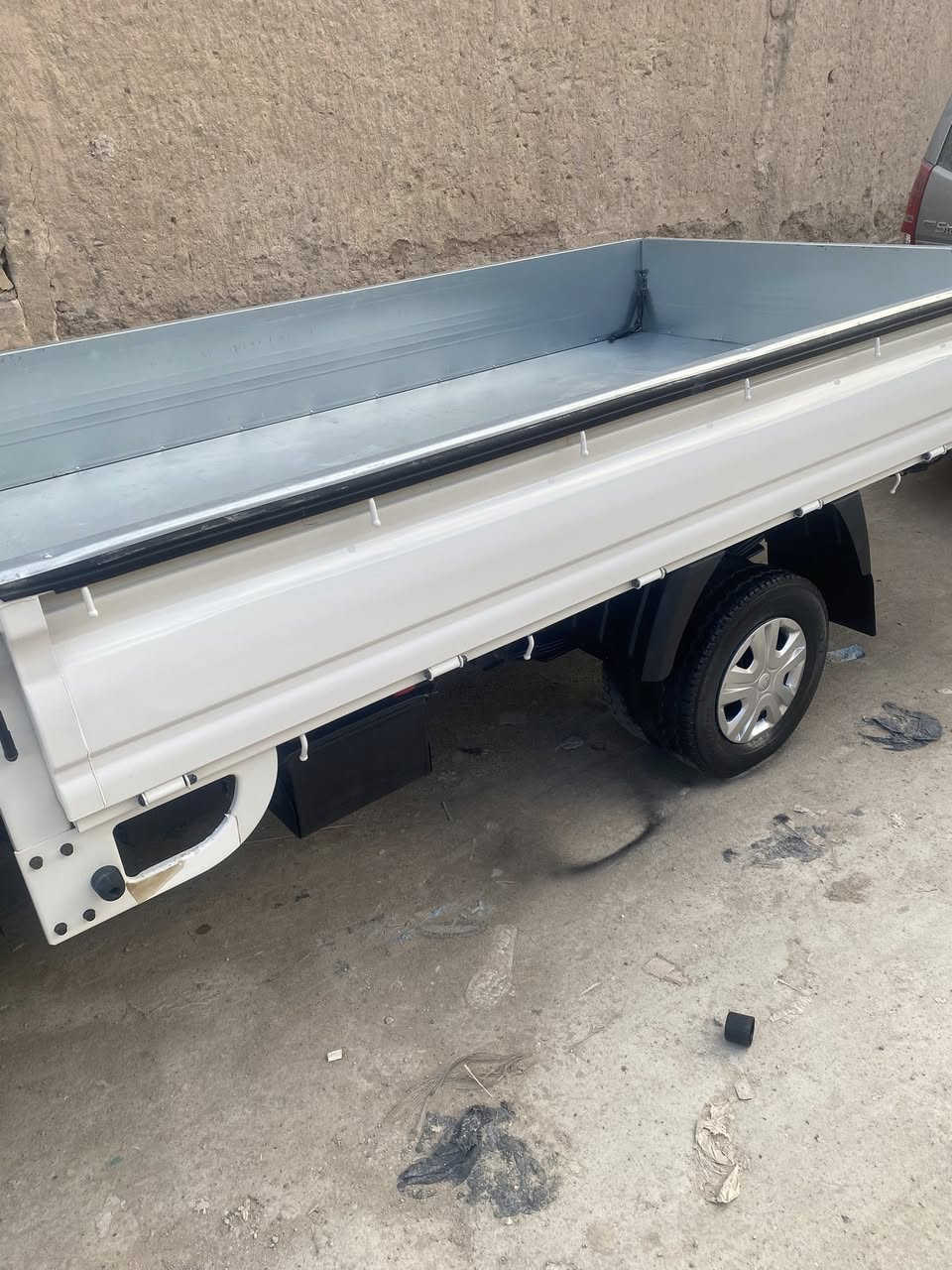 سلام عليكم كيه للبيع مفتوح موديل 2023 رقم بصرة     دولي مشروع الوطني تحويل مباشر سنويه الى 28 مكفوله كفاله عامه ماشيه 83 الف مكان السيارة البصرة سعرها 147 $ وبيه مجال بسيط الطيبين استفسار ***********)*********** ترهم مراوس حسب القناعه بنكو
