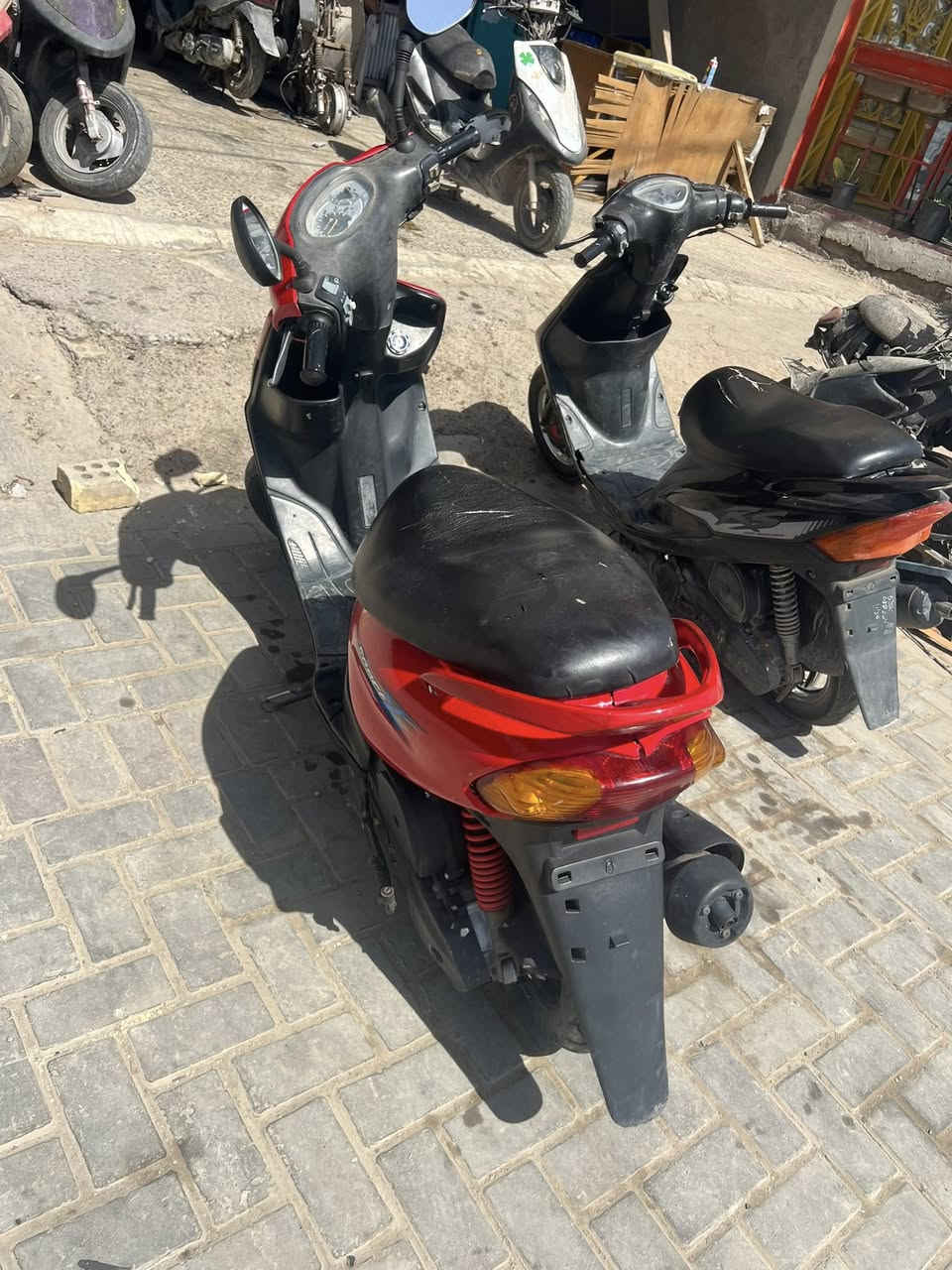 السلام عليكم دراجة البيع قجمه السعر خاص مكينه مفتوحه تجفيت درجه اولى ***********

