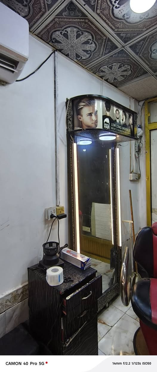 البيع مرايات عدد ٢ ميوزه ٢ فاترينه ٢
بسعر مناسب 
العنوان المعقل.


**إذا كنت صاحب هذا الإعلان وتريد حذفه لأي سبب، رجاءا أرسل رسالة إلى الدعم الفني**