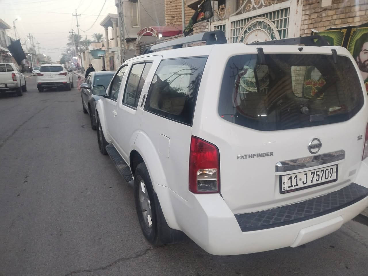 السلام عليكم بافندر موديل 2008 رقم بغداد مكفوله بيها الجاملغ الأمامي الايسر صبغ بدون حادث فول مواصفات  فتحه تحكمات كامرات ثلاث قطع تبريد ثلج السعر 100 وبيها مجال عنوان السياره محافظه واسط الكوت مركز المدينه وهذا رقمي ***********
