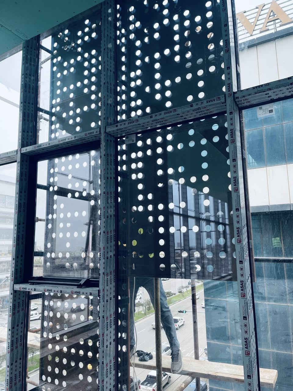 🚧 ضمن متابعتنا الميدانية لأعمال بناية كركوك / طريق بغداد 

نواصل تواجدنا الميداني بشكل مستمر لمتابعة تقدم الأعمال خطوة بخطوة، وضمان تنفيذ جميع الفقرات وفق أعلى معايير الجودة والدقة الهندسية، وبإشراف مباشر يهدف إلى تسريع وتيرة الإنجاز، ومعالجة أي ملاحظات فوراً، للوصول إلى مراحل متقدمة من العمل ضمن التوقيت المخطط وبأفضل نتائج ممكنة.


**إذا كنت صاحب هذا الإعلان وتريد حذفه لأي سبب، رجاءا أرسل رسالة إلى الدعم الفني**