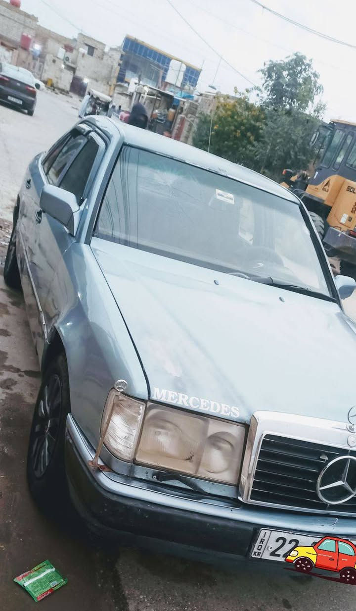 مارسدس دب رقم شمالي اربيل الجديد  سنوية لغاية 28  كير ومكينة V.V.T  3000 كفالة سياره جاهزة من تخم تاير جديد حدادية امامية خلفية، كهربائيات جاهزة وشغالة السيارة بيها صبغ حزام، وكفالة بدون ضربة..
مكاني ناصرية
السعر :48
للتواصل:
***********
