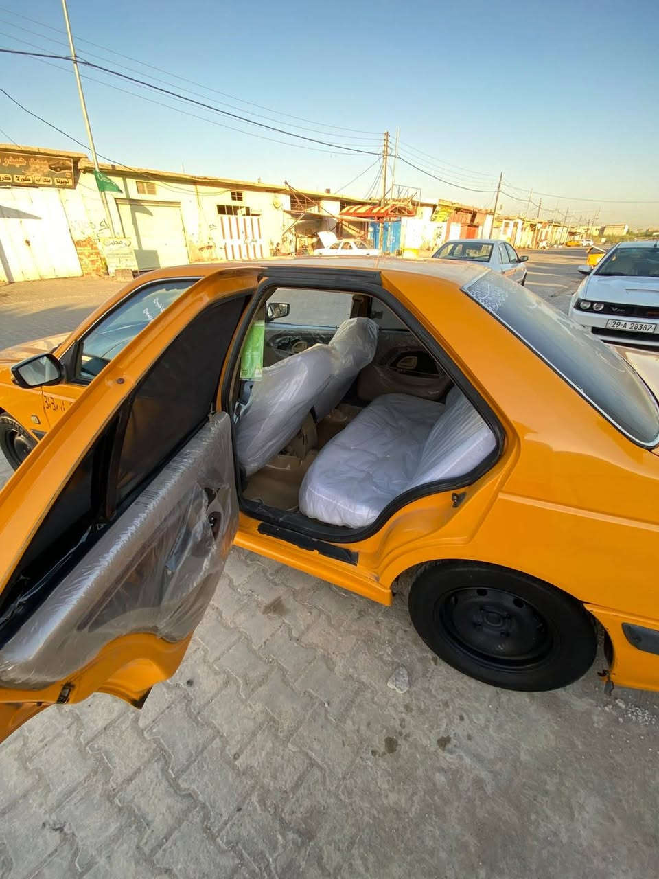 السلام عليكم
بيجو بارص موديل 2018 كفاله من الحادث فقط البنيد مبدل
سياره جاهزه كير مكينه حداديه تخم تاير صبغ وياله حراري تبريد ثلج ويه السويج دوشمه سفاري
سياره رقم واسط دولي تحويل ثاني يوم
رقم الهاتف ***********
سعره 55$ وبيه مجال بسيط كلش
مكان سياره كوت مركز المدينه
