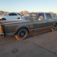 Lincoln 1980 ✅للبيع مكان اربيل ٠٧٧٠٤٤٧٤٤٢٧ وتساب ٠٧٥٠٤٣٠٠٩٣١