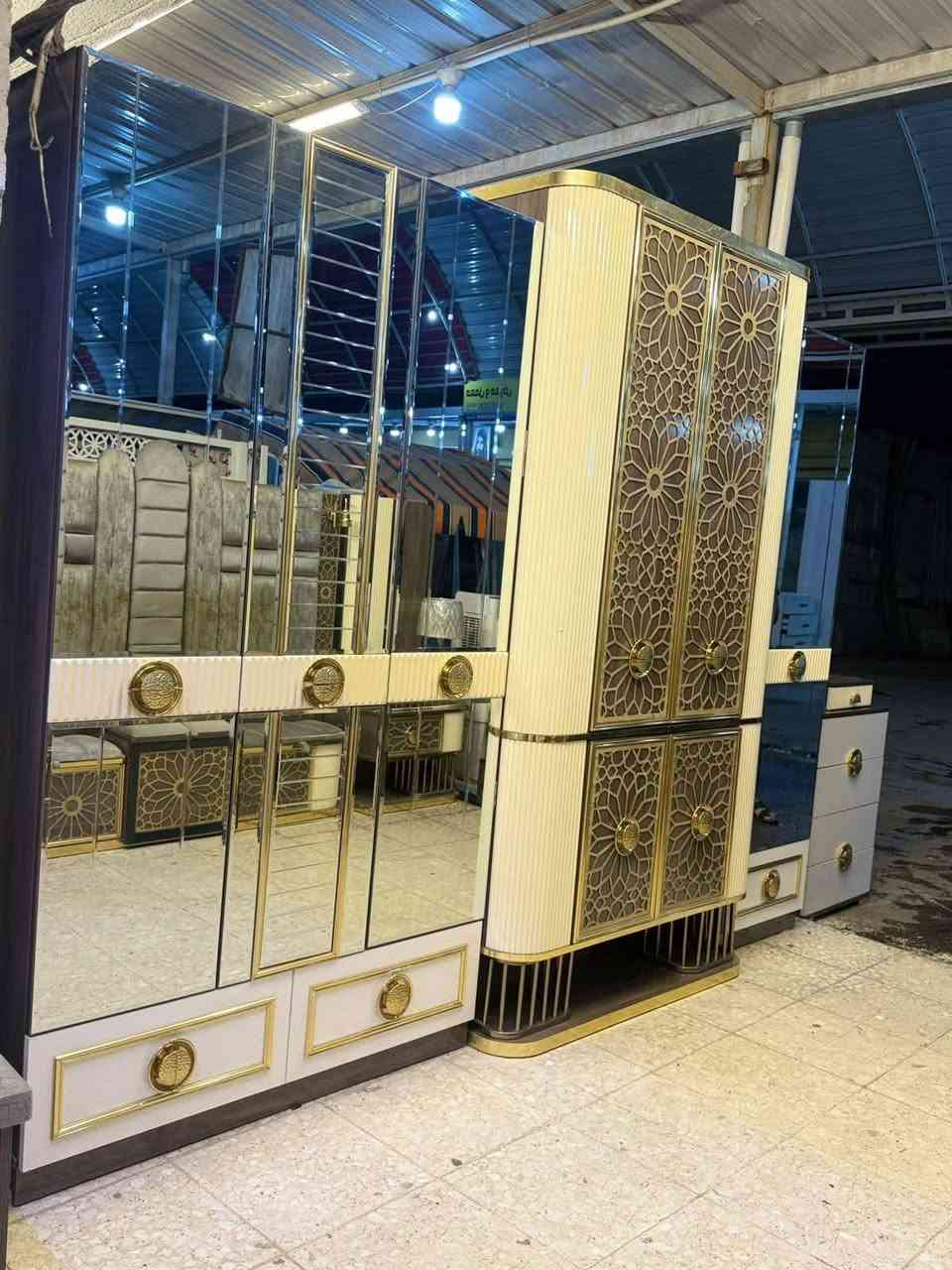 ✨ غرفة تركي 🇹🇷 اصلي صبغ حراري 9 قطع 
 نظام أبواب  موديل حديث 
سرير مخزن عملي
 ضهر بلوك
 قماش وتر بروف أصلي
✨ نظافة 90/💯
شد ونقل مجاني داخل بغداد
 توصيل للمحافظات بكروه


**إذا كنت صاحب هذا الإعلان وتريد حذفه لأي سبب، رجاءا أرسل رسالة إلى الدعم الفني**