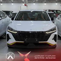 بصمة تشغيل • مقاعد جلد • هاند بريك اوتو هولد