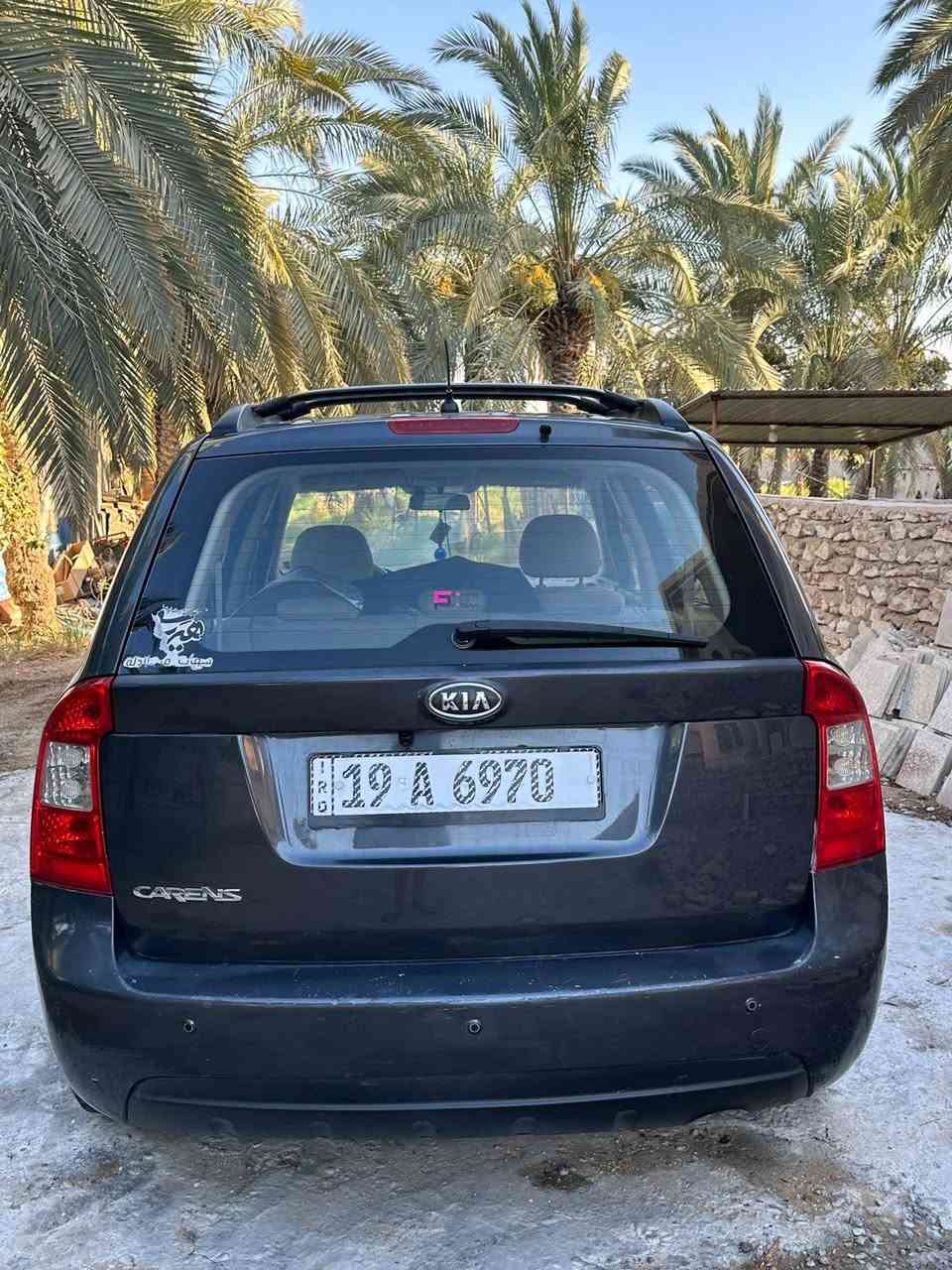 السلام عليكم. كيا كارنز للبيع موديل ٢٠٠٨. مكفوله رقم كربلاء مميز اربع ارقام. خليجيه السياره. محرك ٢٠٠٠ دوش سياره جاهزه. كامره داش كام. السياره بسمي. السنويه نهايت ٢٠٣٠ مكان السياره السماوة  مركز المدينه مراوس يرهم مع بيكب  رقم تليفون. ***********. السعر ١٠٥ وبي مجال
