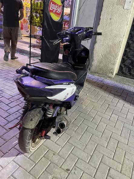 السلام عليكم اخوتي الطيبين 
سكنس لد مزود 
كور بصمه وكاله
صدر جعب اسود 
فج فريندو
وياله مشيف
قبق بانزين
يدات بريك ارجي اس 
كشن اصلي
صالنصه حلكين 
دبلات خلفيه
فراك بريك
زوج كلجات
ستان صفح
فسفورات لد
جاملغ كاربون
فلنجه 
سبايدر قطعتين
جويتر وردي 
نوزل ٨  زروف 
سلف ترجيه مشمشي
 
الدراجه خير من الله مزوعه تزويد 
للاستفسار (***********) او عل خاص مفتوح
وتحياتي للجميع💕❤️
