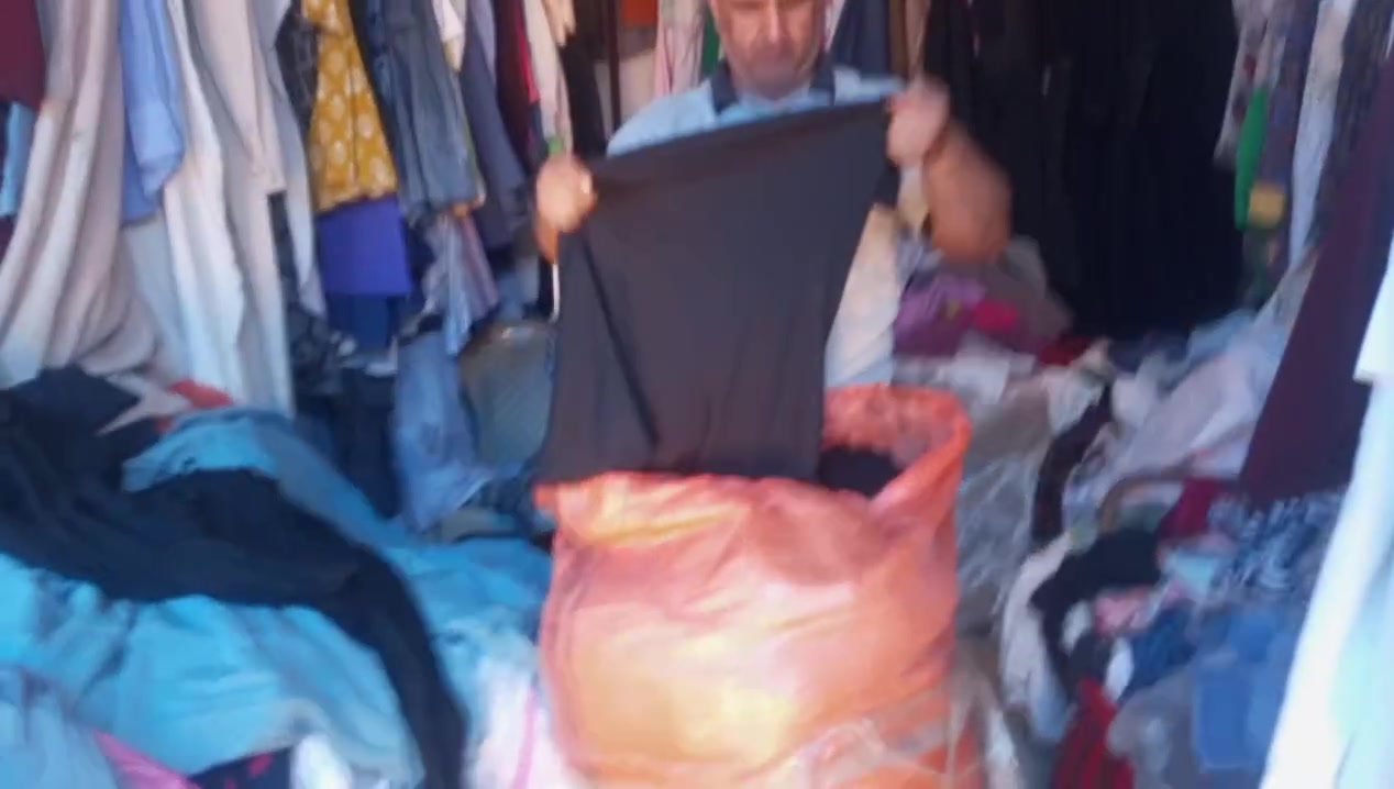 يا الله بمناسبة ايام الحزن والسواد ايام جرح الطف وعاشوراء. نفتح باله كسر جديد
تنزيلات تنزيلا بدي اسود شرعي نسائي وبدي تيشيرت شبابي وعباية وجبات نسائية 
تنزيلات تنزيلات تنزيلات تنزيلات 
العنوان شارع 13 بظهر محلات حجي عباس قرب محل مسجل ابو علي تاجير بدلات الاعراس قرب مجمع تايكر وعطارة ابو فاطمة وحيدر ابو البيسكلات👨‍👩‍👧👕👗👩👩 
سوو اعجاب ولايك ومتابعة حتى كلشي يوصلكم


**إذا كنت صاحب هذا الإعلان وتريد حذفه لأي سبب، رجاءا أرسل رسالة إلى الدعم الفني**