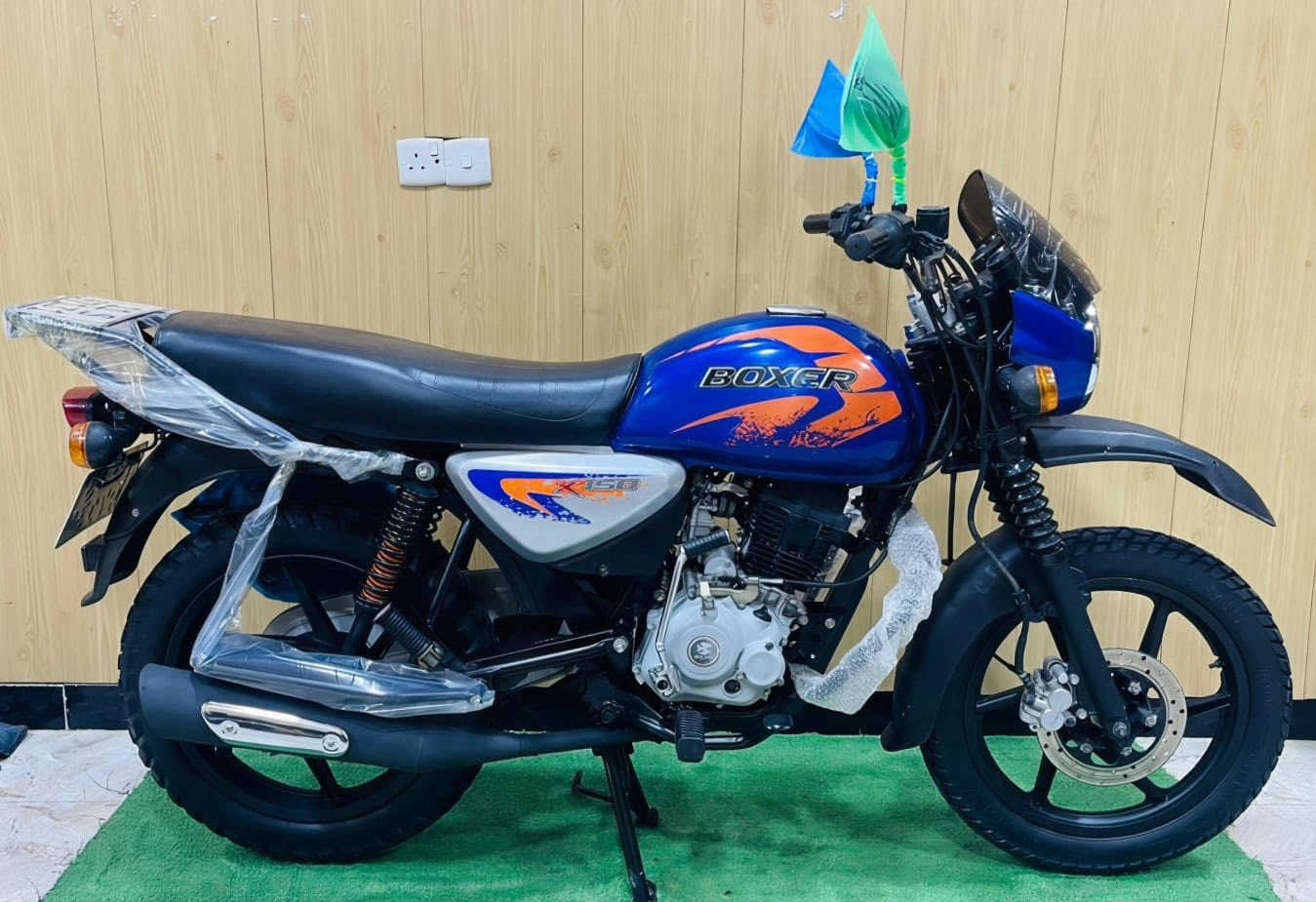 يا الله السلام عليكم ورحمة الله وبركاته
1-بوكسر موديل2023طالعه بال2024

2-المكينه مكفوله وحلوه وبلاديه 

3-مرقمه رقم بغداد نكليزي تحويل ثاني يوم

4-كهربائيات شغاله بدون أي نقص

5بيع نقد وقسط على ماستر كارد الرافدين 

6-عنواني ديالي بعقوبه بهرز معرض الأصدقاء 

7-غير متواجد خاص 

8-اتصال او وتساب ***********
