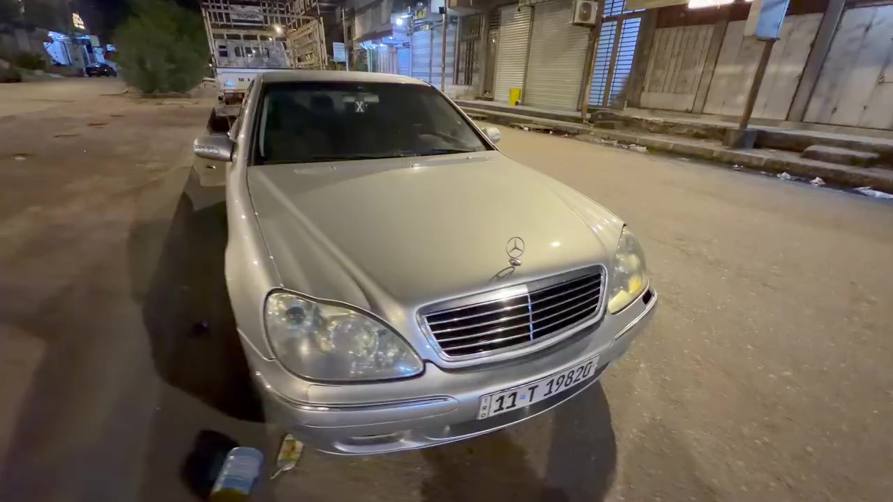 بيع مستعجل 98$ قفل
السلام عليكم 
مارسيدس غواص  6 سلندر موديل ٢٠٠٠ كفاله من الضربه صبغ عام جماليه 
السياره ما نقصها ايشي حداده قبل ايام شادها وجوبلسان جدد وتبريد ثلج بشرط لايت زينون شاشه اندرويد كار بلي غرفت السياره جديده  ما تصرف عليها ايشي 
سعرها (98) $$ ما بيها مجال 
رقم السياره بغداد مكاني بصره وراعيها يمي بالبصره تريد تحويل تريد وكاله حاضرين 
*********** كاظم العذاري
