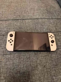 نينتدنو oled للبيع شباب للجهاز فول نضيف الله يشهد فاتحه يمكن اربع مرات...