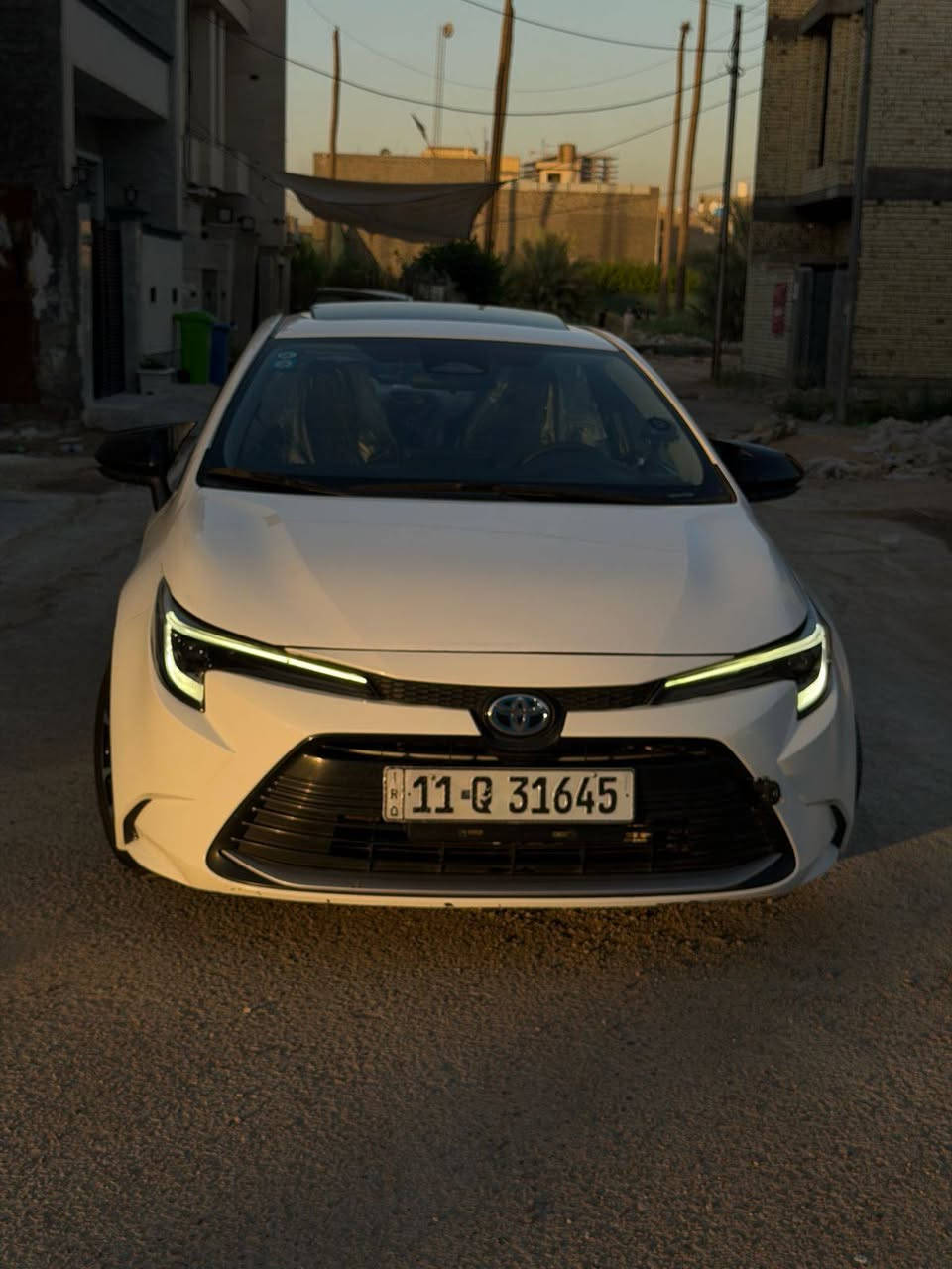 السلام عليكم
كورلا 2024 هايبرد صيني 
السياره نضيفه كلش حادث جاملغ امامي فقط مبدل لا شواصي ولا لغود ضربه خفيفه محرك وكير مكفولات شرط الفحص رقم بغداد الجديد
سياره حلوه ومرتبه مواصفات 
فتحه . بصمه .تبريد قطعتين كشنات مخمل شاشه وكاميره خلفيه حساسات خلفيه وغيرها 
ماشيه 27 الف 
السعر 140 وبيها محال بسيط وتجي وتشوفها وتقتنع وتدلل ما يكون خاطرك الا طيب 
العنوان بغداد السيديه
مكلف بالنشر الاتصال مع صاحب السياره 
***********
