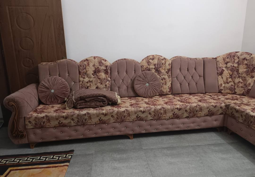 ديوان ٧ امتار تفصال خشب بلوك اسود شرط النظافه للبيع العنوان كركوك.


**إذا كنت صاحب هذا الإعلان وتريد حذفه لأي سبب، رجاءا أرسل رسالة إلى الدعم الفني**