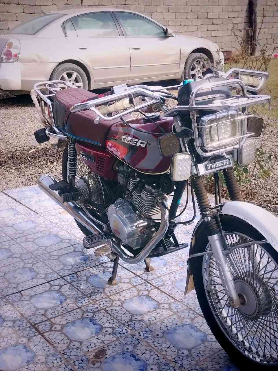 تايكر سولنك ابو النمر 2020 النضافه 95٪محرك شرط مامفتوح كهربايات كلها شغاله السعر 575اوبي مجال للتواصل ***********
