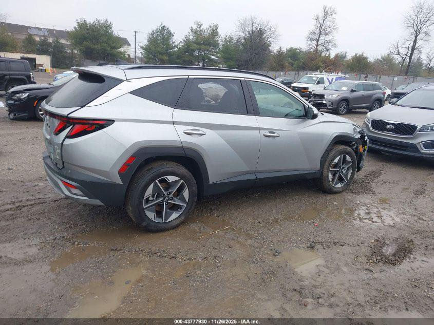 حياكم لله
توسان امريكي حادث. موضح ب صور موعد الوصول ٤٠ يوم الئ الاردن تدخل. شهداء. او حره حسب الرغبه 
2025 موديل. فول عدا الفتحه كشن كهرباء شاشه كبير جنطه شفط 

للاستفسار /***********
