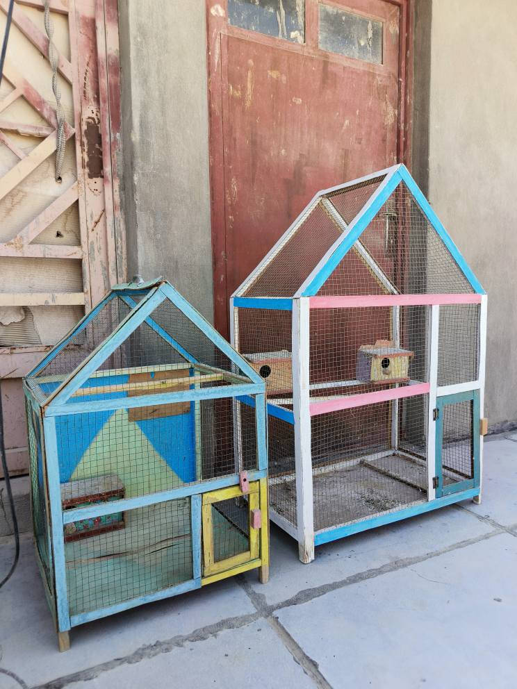 غراض بيت للبيع المكان كربلاء الاستفسار *********** كربلاء, العراق
